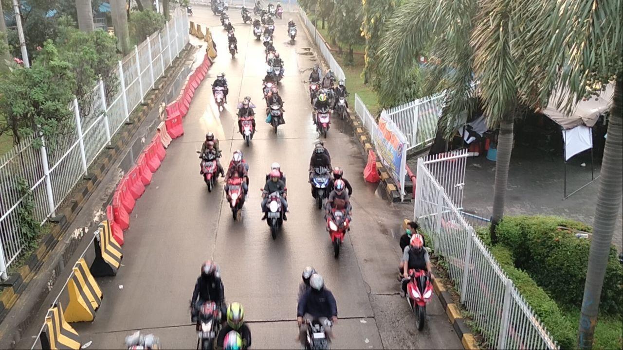 Sepeda motor bukan pilihan yang aman untuk digunakan mudik Lebaran karena kendaraan itu tidak dirancang untuk perjalanan jarak jauh menurut Wakil Ketua Bidang Pemberdayaan dan Penguatan Kewilayahan Masyarakat Transportasi Indonesia (MTI) Pusat Djoko Setijowarno.