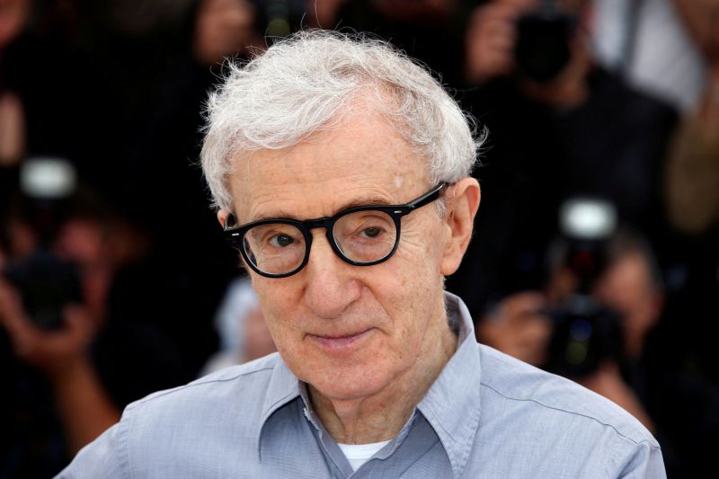 Woody Allen segera pensiun dari bangku sutradara