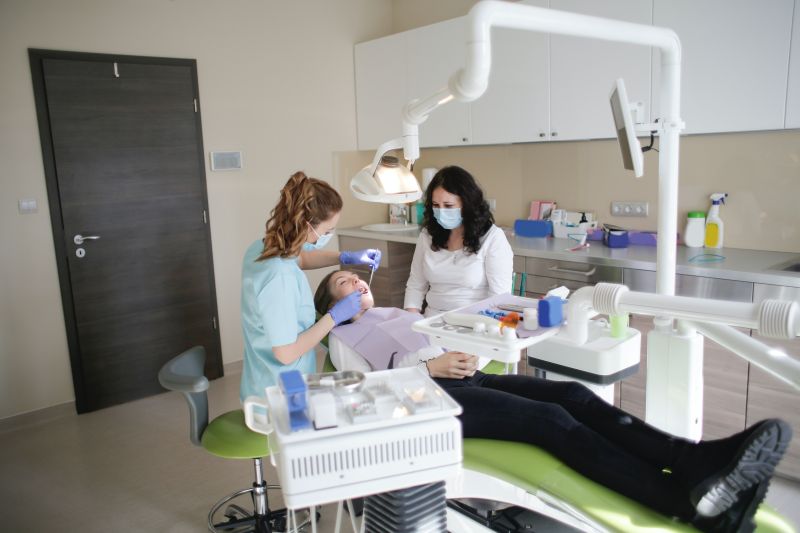 Jumlah dokter gigi di Indonesia masih belum ideal
