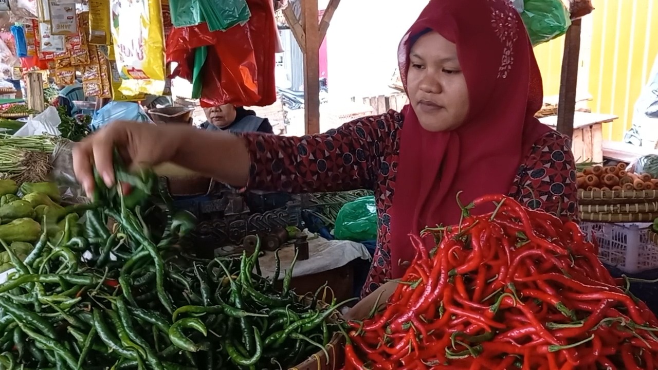 Wali Kota Bandar Lampung Eva Dwiana pastikan kebutuhan pokok selama bulan Ramadhan 1444 Hijriah tercukupi