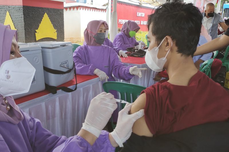 Warga Bandar Lampung Diminta Segera Lakukan Vaksin Ketiga