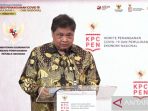 Menteri Koordinator Bidang Perekonomian sekaligus Ketua Komite Penanganan COVID-19 dan Pemulihan Ekonomi Nasional Airlangga Hartarto dalam Rakornas PC PEN di Jakarta, Kamis (26/1/2023). (ANTARA