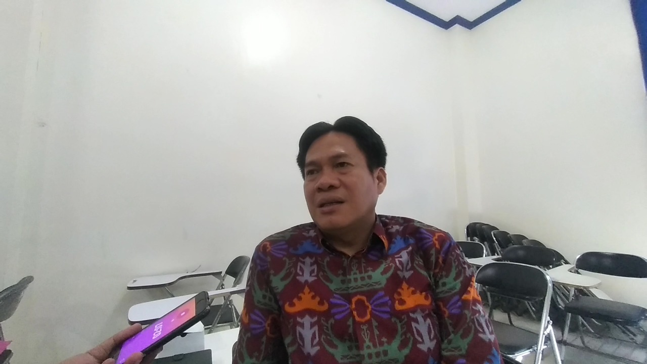 Ketua Bawaslu Kota Bandar Lampung, Candrawansah mengingatkan agar APS partai politik peserta pemilu dan bakal calon legislatif perseorangan tidak terpasang hingga masa tahapan kampanye dimulai pada 28 November 2023.(18/1/2023)