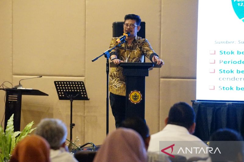 Menteri Pertanian Syahrul Yasin Limpo saat menghadiri Rapat Kerja (Raker) Teknis Direktorat Jenderal Prasarana dan Sarana Pertanian (Ditjen PSP) Kementerian Pertanian (Kementan) Tahun 2023 di Jakarta, Kamis (26/1/2023). ANT