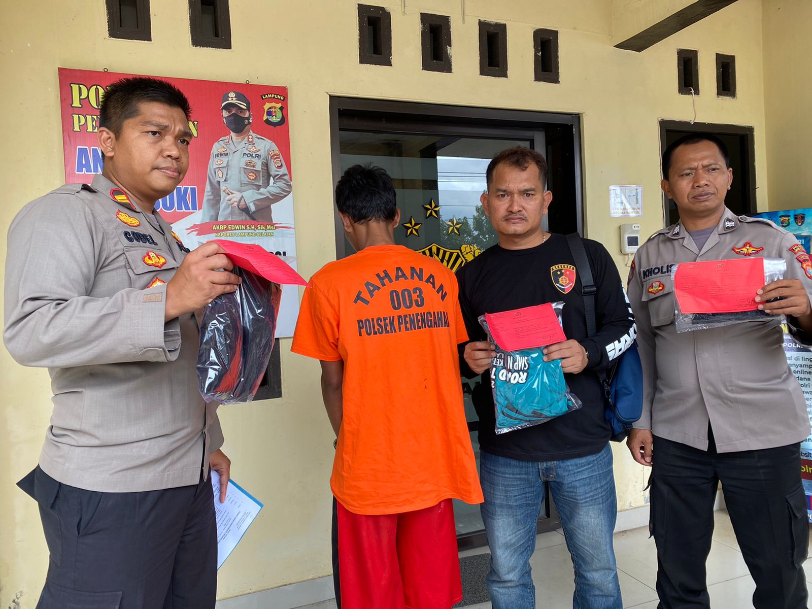 Pelaku tindak asusila terhadap anak tiri berhasil diamankan Polres Lampung Selatan, Jumat (27/1/2023)
