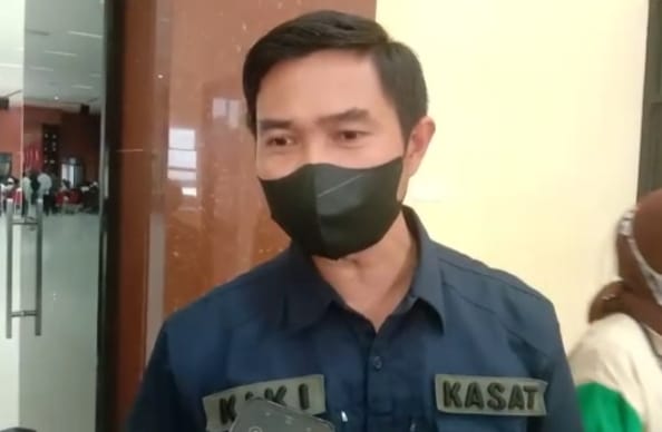 Kepala satuan Pol PP kota Bandar Lampung, Nurizki menyatakan akan menerjunkan personel Pol PP disetiap sekolah antisipasi penculikan anak. Rabu (1/2/2023)