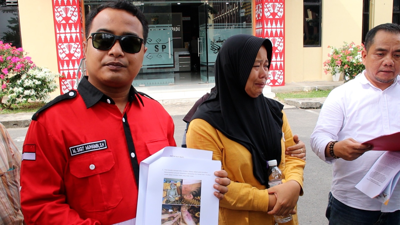 Kapolres dan Kasat Reskrim Lampung Utara, dilaporkan ke Mapolda Lampung terkait proses penangkapan pelaku pencurian kambing di Kabupaten Lampung Utara yang dinilai tidak sesuai dengan standar operasional prosedur (SOP). Senin (6/2/2023)