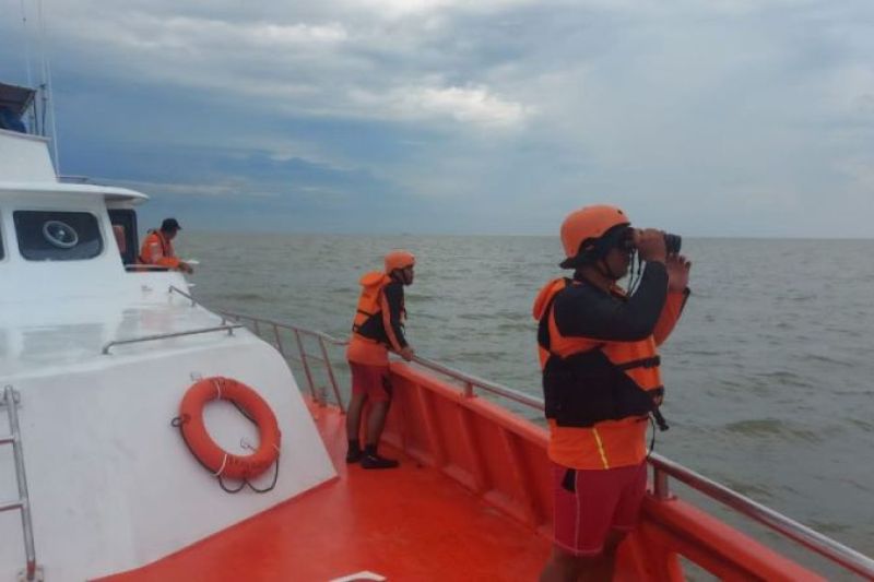 Tim SAR Bantu Pencarian Warga Malaysia Yang Tenggelam di Pulau Undan