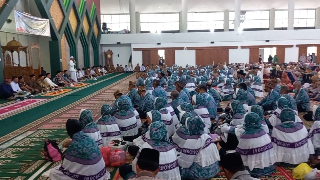Catat! Ini Jadwal Keberangkatan Kloter Pertama Calon Jamaah Haji Lampung