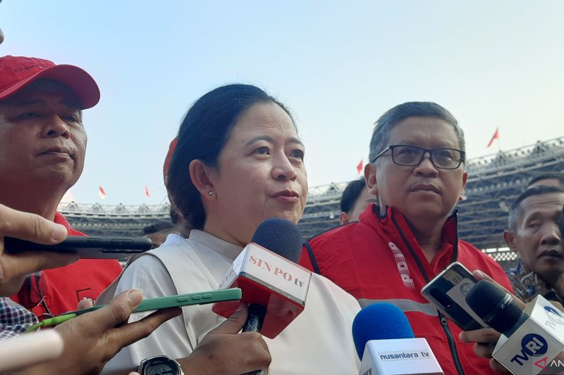 Ketua DPP PDI Perjuangan Puan Maharani saat gladi kotor puncak peringatan Bulan Bung Karno di Stadion Gelora Bung Karno (GBK), Jakarta, Kamis (22/6/2023)