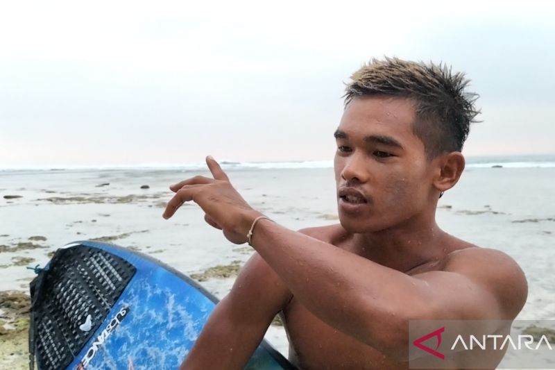 Izrel, peserta asal Mentawai, Sumatera Barat yang menolong korban Rizki asal Aceh yang nyaris tenggelam.