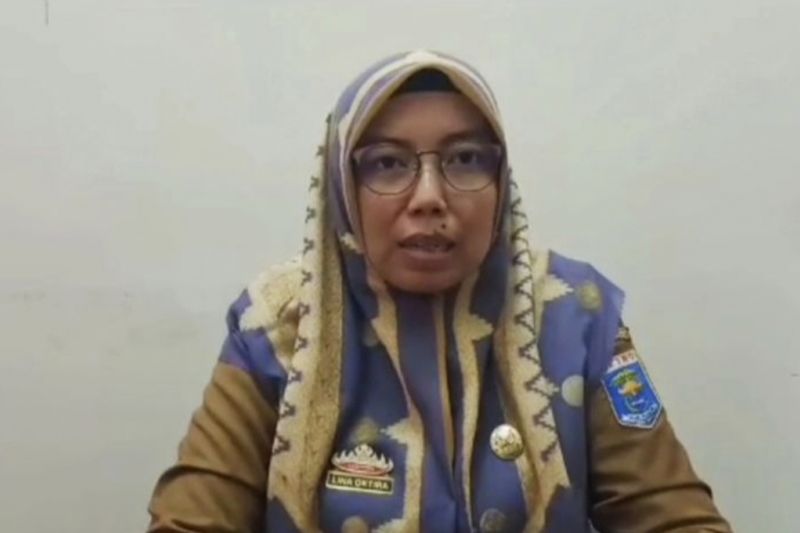 Kabid Keswan DKP3 Kota Metro Lina Oktira