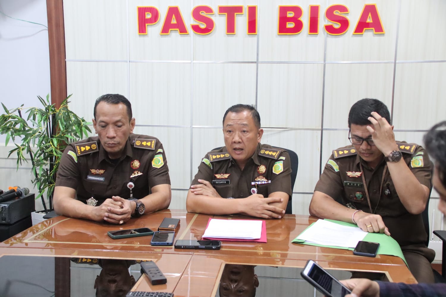 Kejaksaan Tinggi (Kejati) Lampung akan segera melakukan pemanggilan dan pemeriksaan terhadap 44 orang anggota DPRD Kabupaten Tanggamus.
