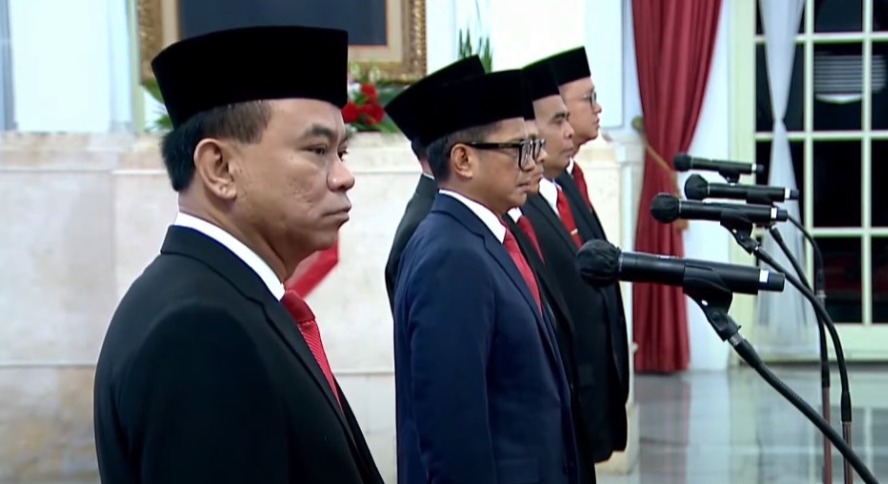 Ini Nama-Nama Pejabat Negara Yang Dilantik Presiden Jokowi Hari Ini