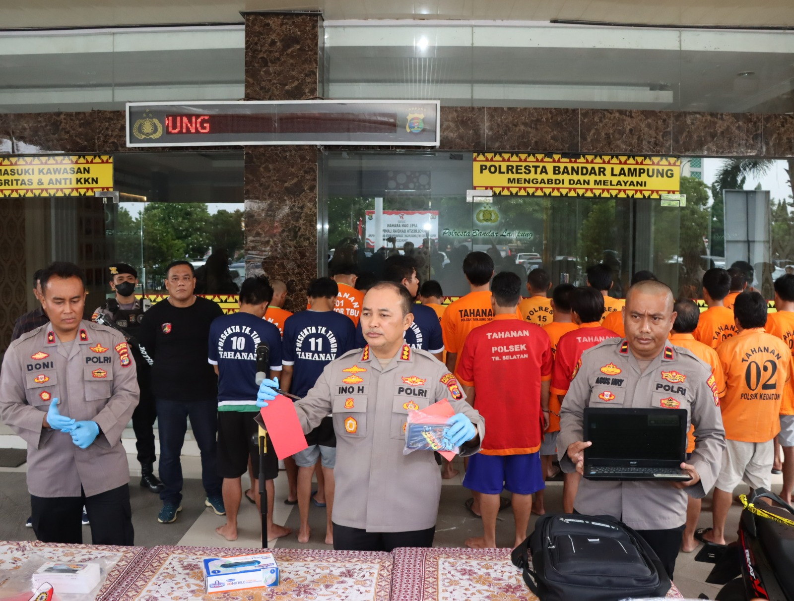 Polresta Bandar Lampung Gulung 29 Tersangka Kasus Pencurian