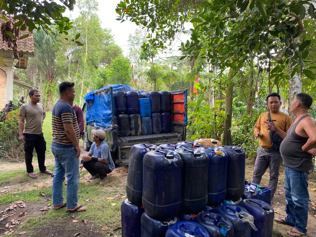 Kakek Di Lampung Dibekuk Polisi, Lakukan Penimbunan 3 Ton Lebih Solar Subsidi