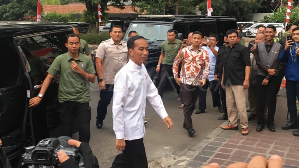 Presiden Jokowi Tanggapi Tuduhan Kolusi dan Nepotisme di Plataran Senayan.
