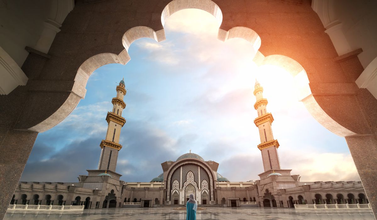 8 Masjid Unik di Mencerminkan Kekayaan Budaya dan Sejarah Islam
